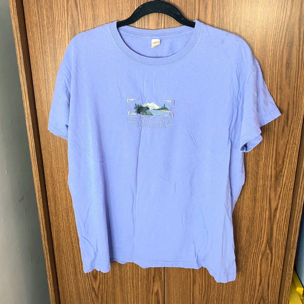 Anvil T-Shirt Women XL Purple Crater Lake National Park Embroidered Bear Tee